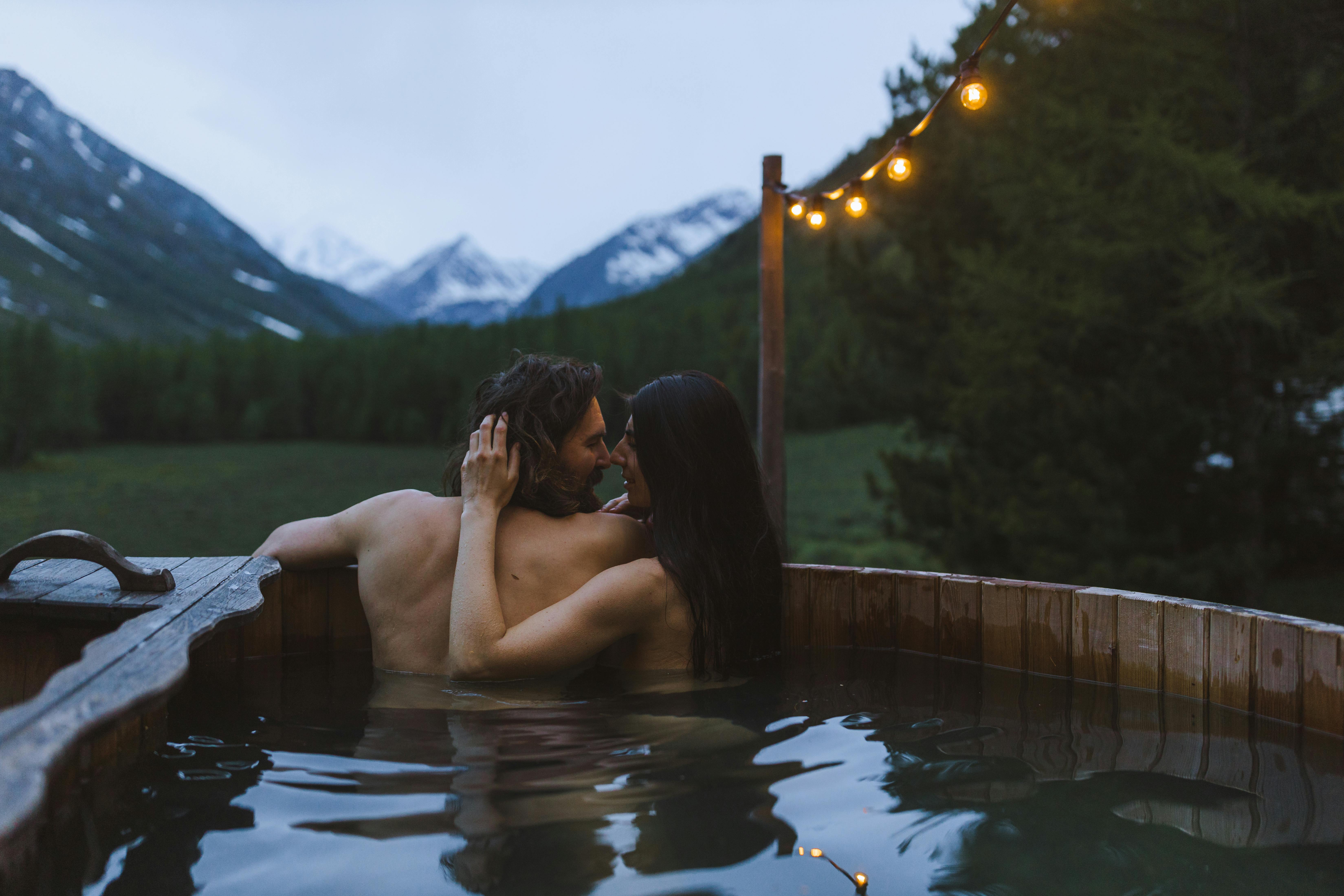 Honeymoon & Romantic Escapes